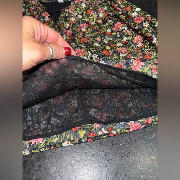NWOT Old Navy Smocked Floral Metallic Shine Peasant Blouse in Black Multi SZ M - Picture 10 of 12
